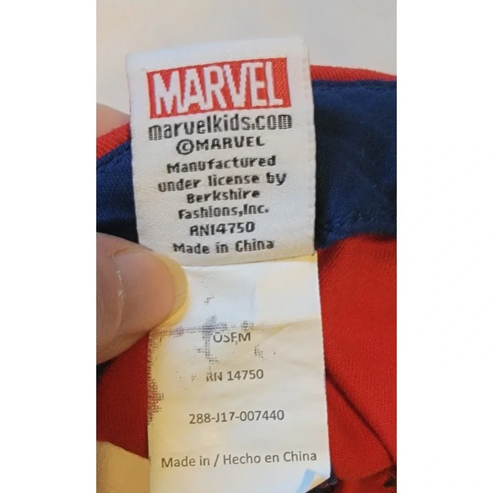 Spiderman Boys 4T Swimsuit Swim Trunks/L/S Rash Guard Shirt/Baseball Cap Spidey